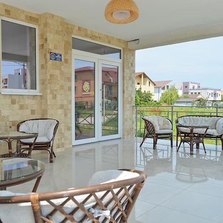 Mykonos Mamaia Boutique Villa Năvodari Екстериор снимка