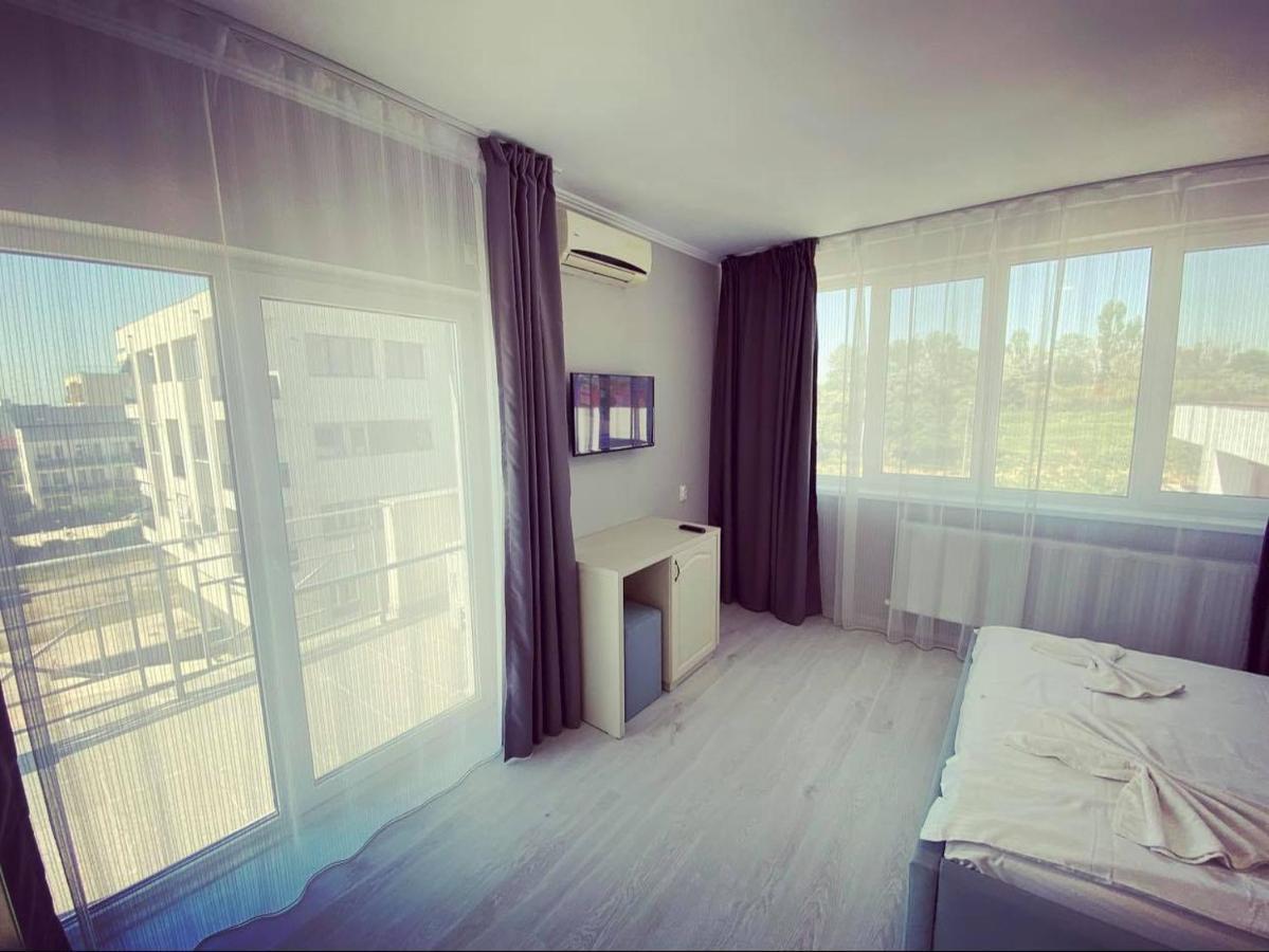 Mykonos Mamaia Boutique Villa Năvodari Екстериор снимка