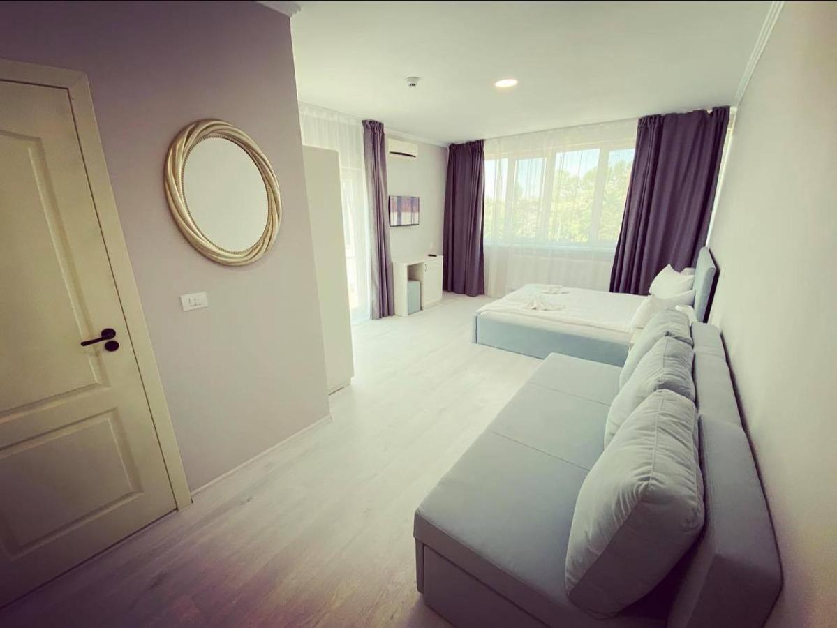 Mykonos Mamaia Boutique Villa Năvodari Екстериор снимка