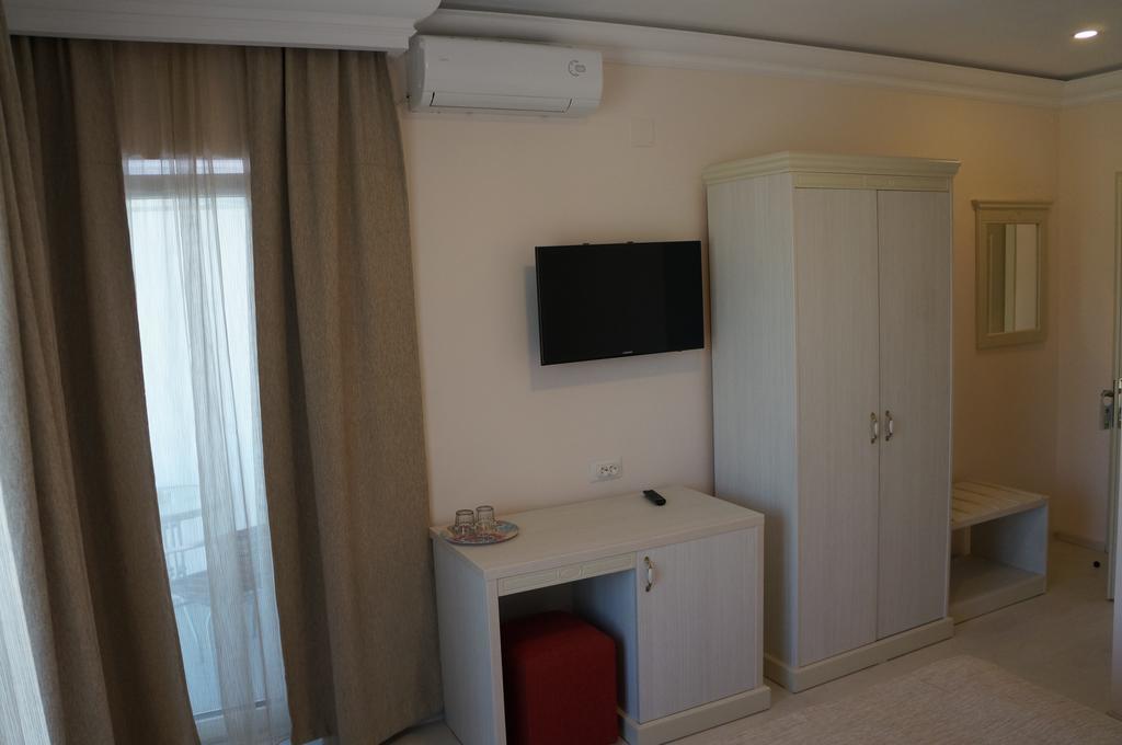 Mykonos Mamaia Boutique Villa Năvodari Стая снимка