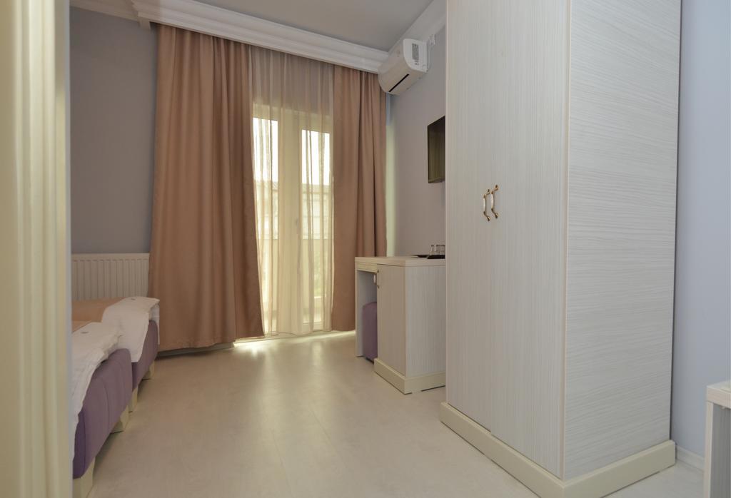 Mykonos Mamaia Boutique Villa Năvodari Екстериор снимка