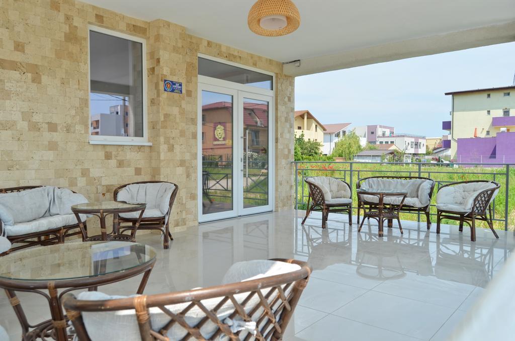 Mykonos Mamaia Boutique Villa Năvodari Екстериор снимка