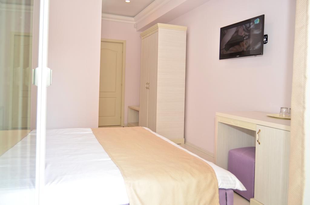 Mykonos Mamaia Boutique Villa Năvodari Екстериор снимка