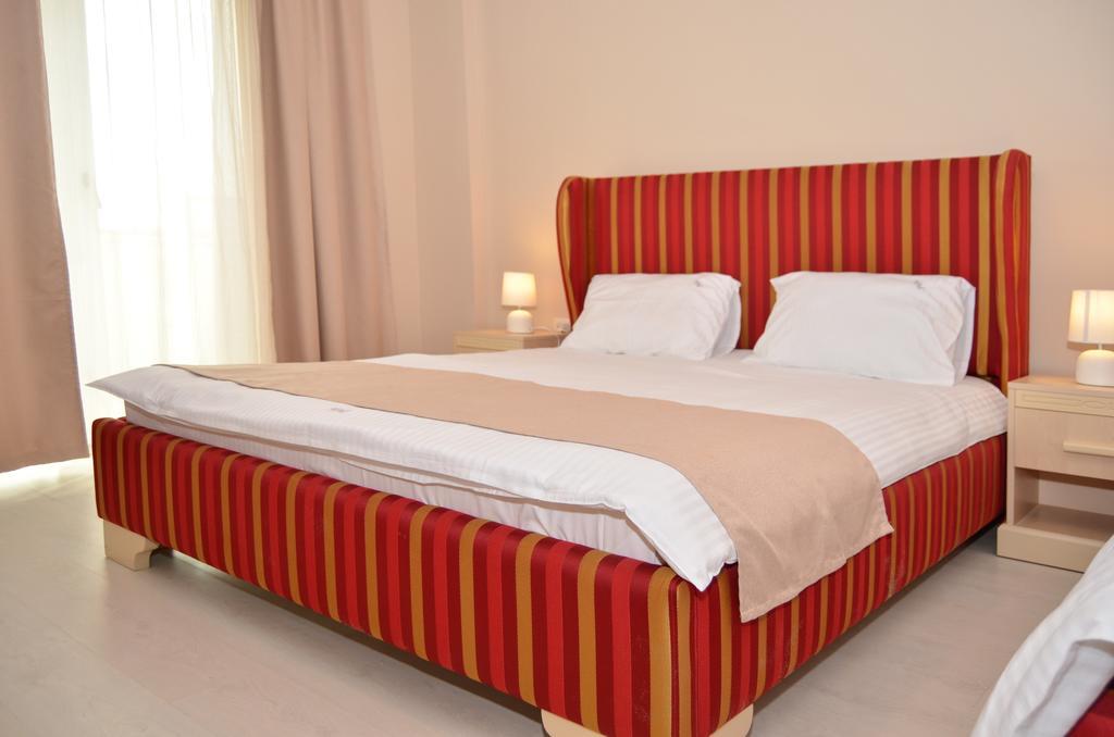 Mykonos Mamaia Boutique Villa Năvodari Екстериор снимка