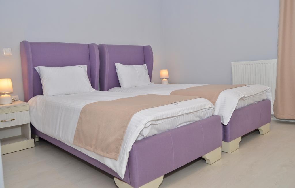 Mykonos Mamaia Boutique Villa Năvodari Екстериор снимка