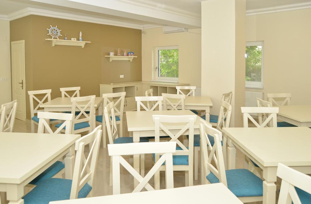 Mykonos Mamaia Boutique Villa Năvodari Екстериор снимка